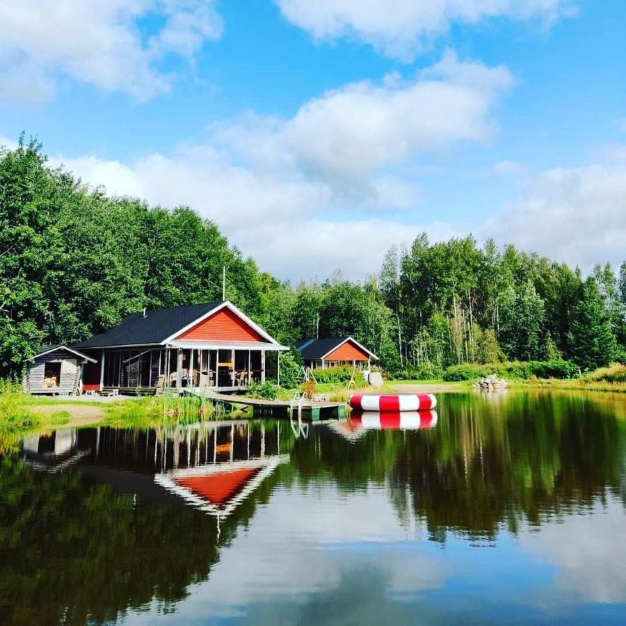 Hannunluhdan Lomamoekit Karijoki Экстерьер фото